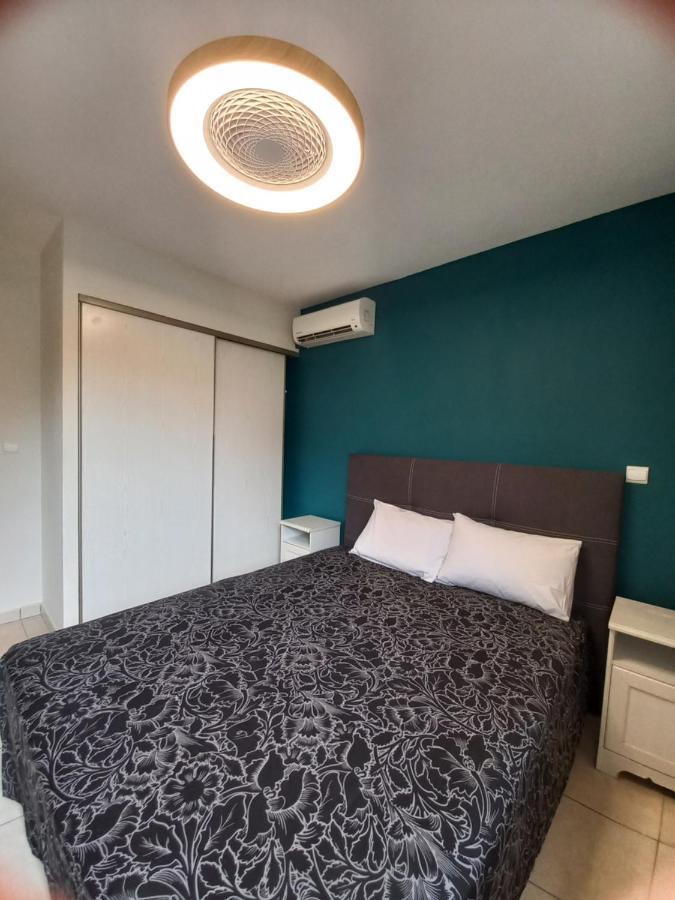 Bel Appartement Avec Terrasse Proche Des Plages Saint-Gilles-les-Bains Buitenkant foto