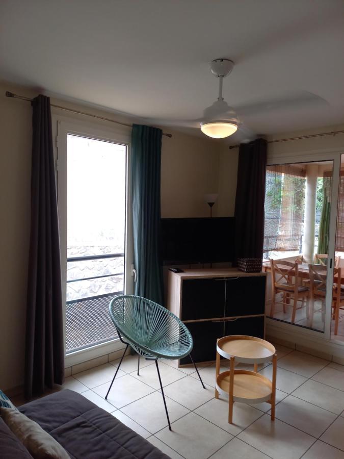 Bel Appartement Avec Terrasse Proche Des Plages Saint-Gilles-les-Bains Buitenkant foto